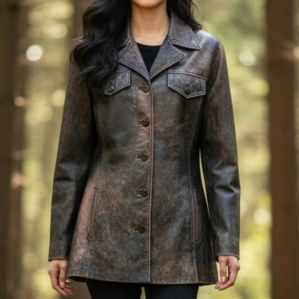 Vtg Wilsons Leather Maxima jacket 
Distressed & faded brown finish 
Women’s Lg